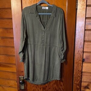 Time and Tru Khaki Women's Tunic Top
